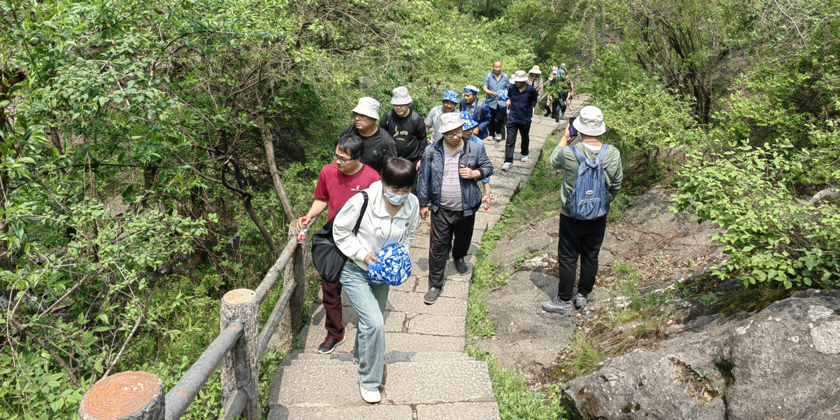 邦大重工團(tuán)隊(duì)洛陽重渡溝兩日游