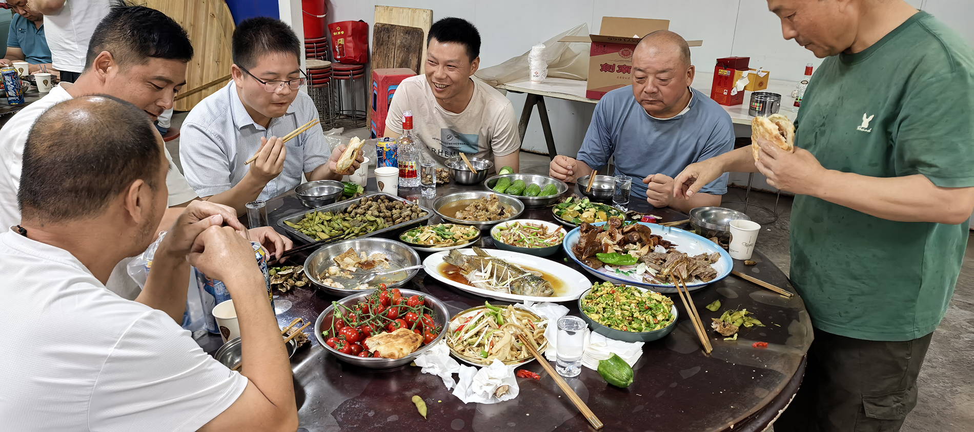 一個(gè)人的努力是加法，一群人的努力是乘法。
